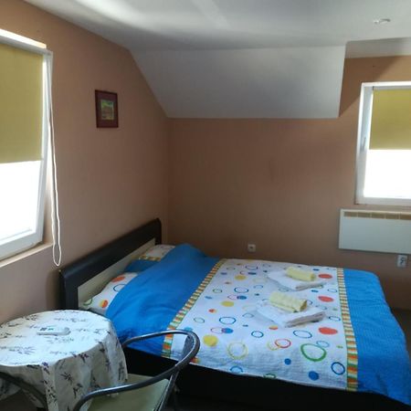 Zen Apartmani Нови Сад Екстериор снимка