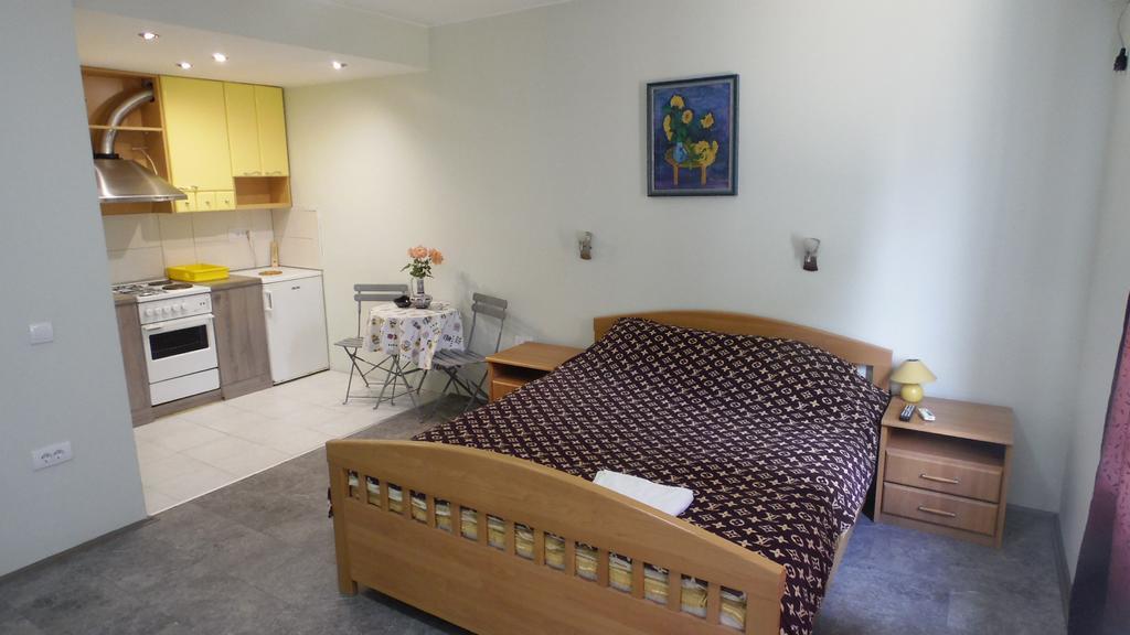 Zen Apartmani Нови Сад Екстериор снимка
