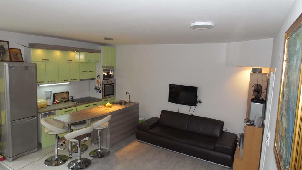 Zen Apartmani Нови Сад Екстериор снимка