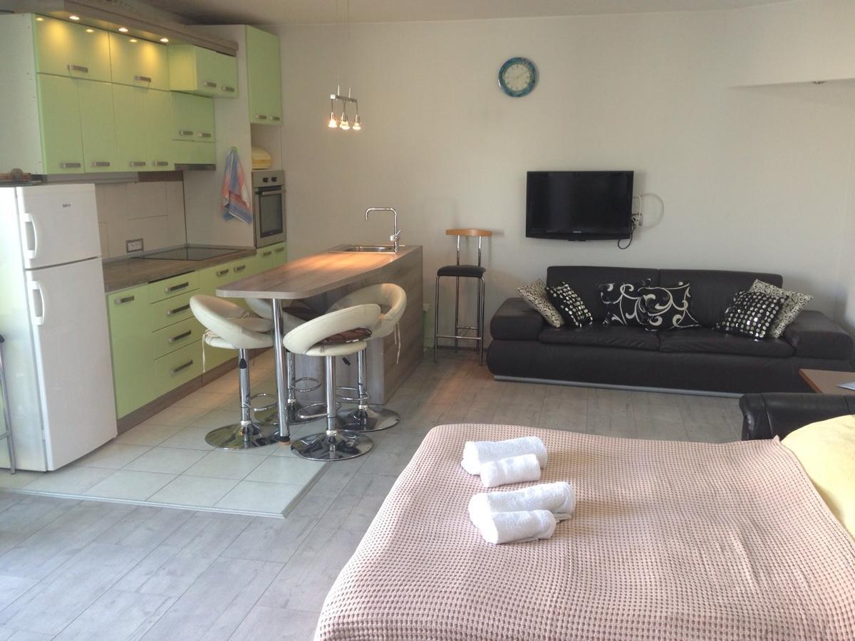 Zen Apartmani Нови Сад Екстериор снимка
