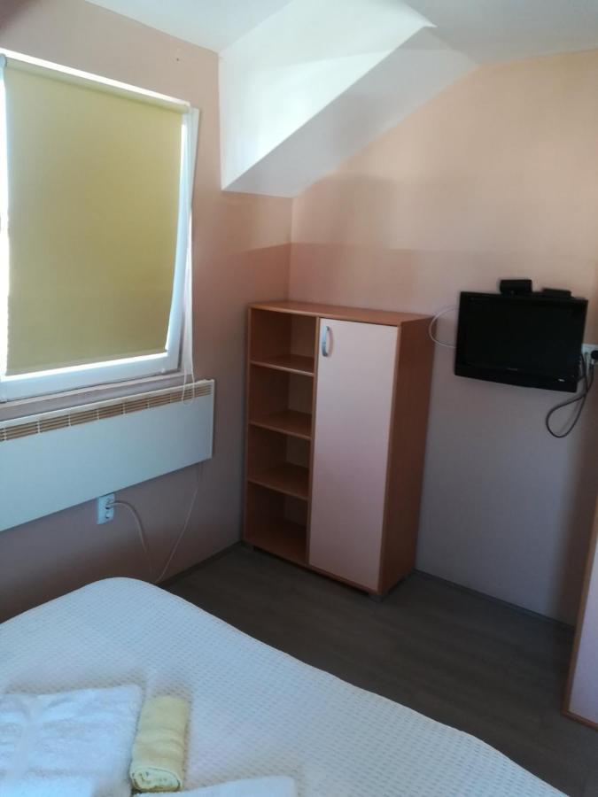 Zen Apartmani Нови Сад Екстериор снимка